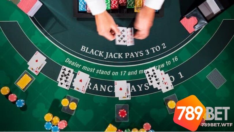 Nhà cái blackjack bắt đầu chia bài